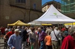 La bancarella di Famiglia Più