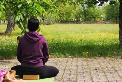 Yoga nel parco