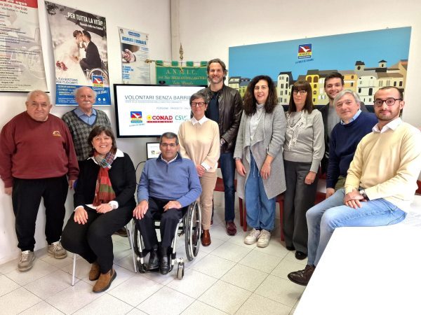 Foto gruppo_Volontari senza Barriere_III edizione