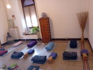 Corso di restorative yoga