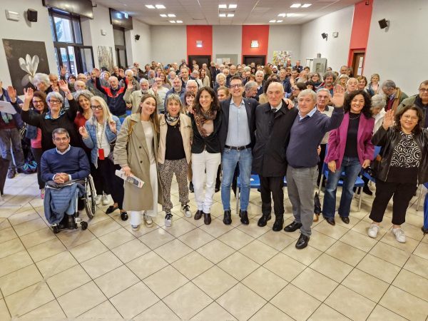 0_FOTO_GRUPPONE_PLENARIA